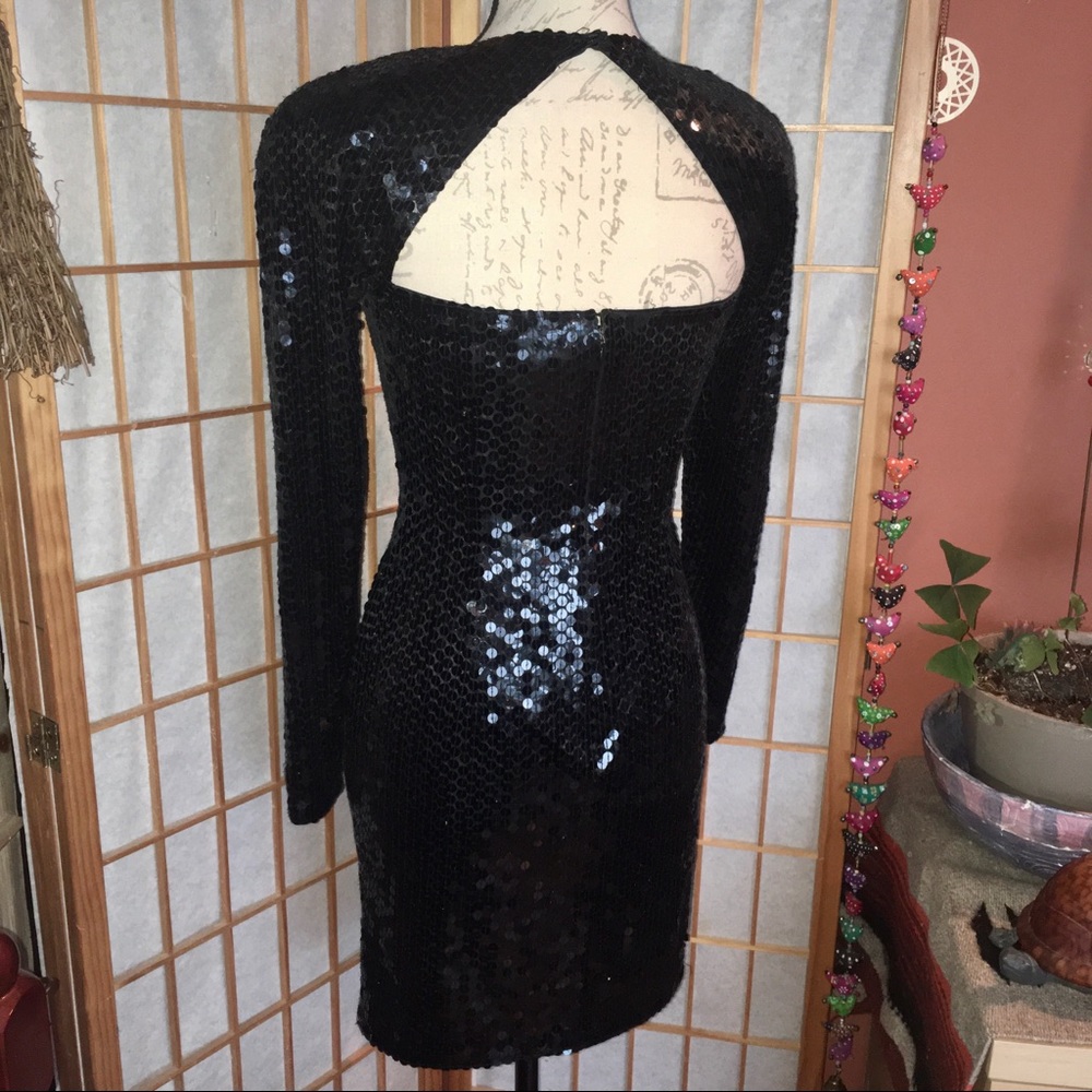 *SOLD* Vintage 80s Long Sleeve Sequin Little Black Dress - Picture 7 of 11